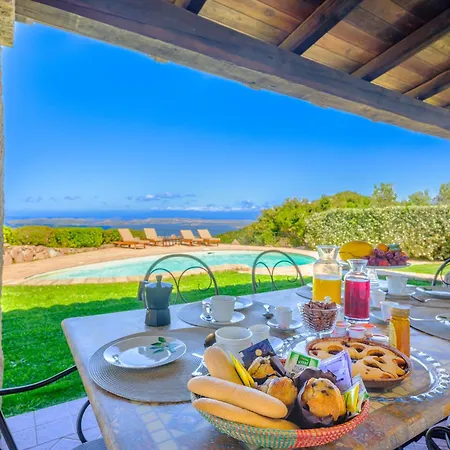 Villa Sardinia Family - Chloe With Private Pool *