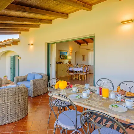 Sardinia Family - Chloe With Private Pool *
