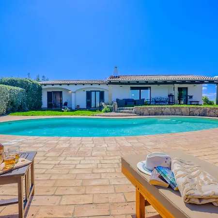 Villa Sardinia Family - Chloe With Private Pool Abbiadori